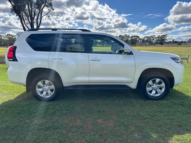 2023 Toyota Landcruiser Prado GXL in White