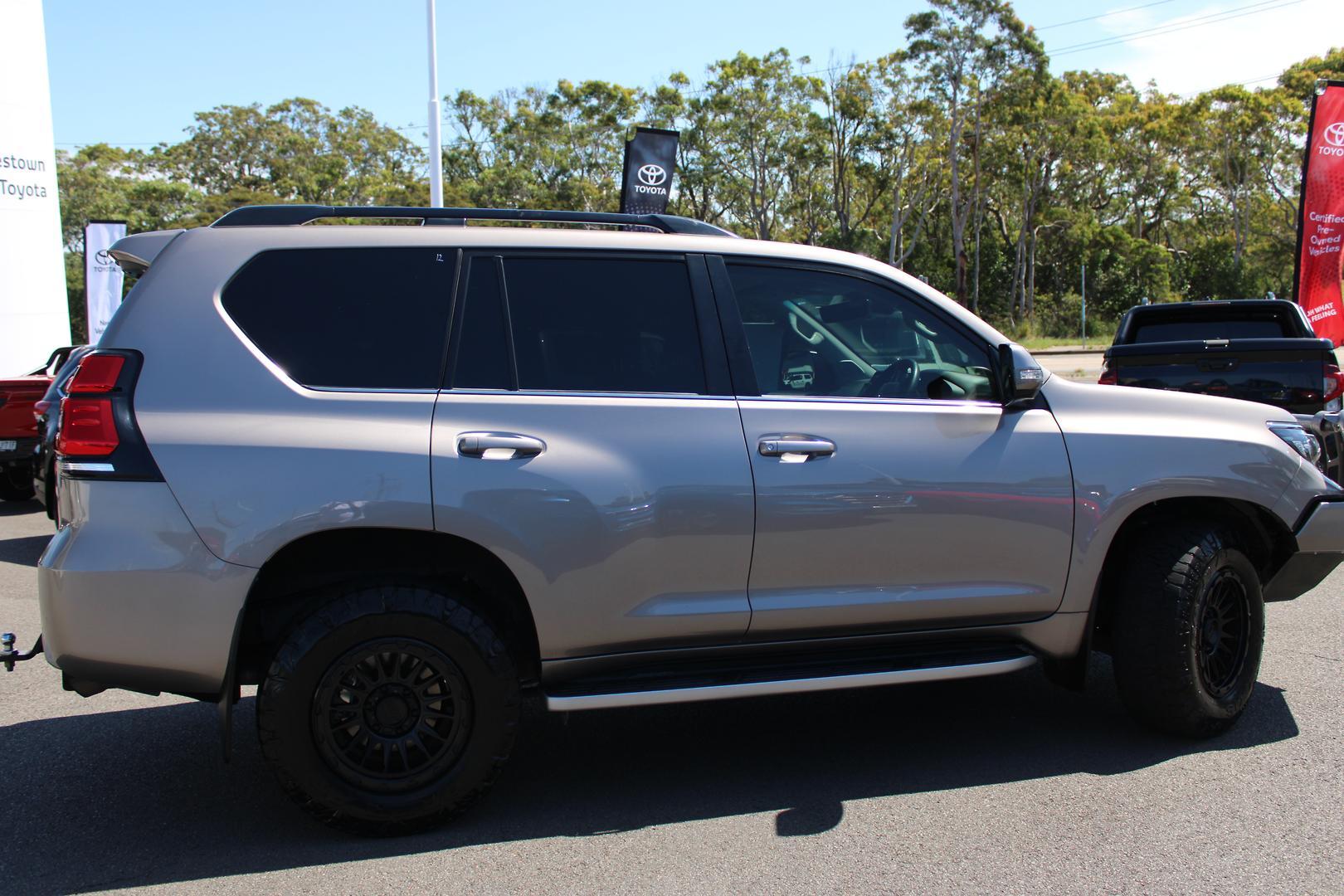 2023 Toyota Landcruiser Prado VX in Bronze