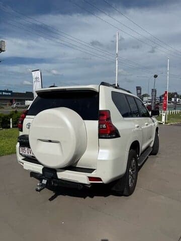 2017 Toyota Landcruiser Prado VX in White