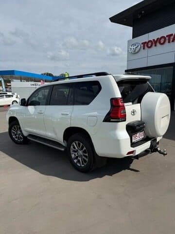 2017 Toyota Landcruiser Prado VX in White