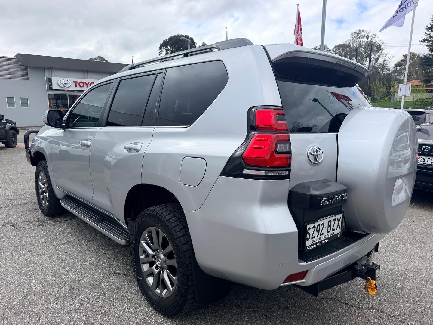 2018 Toyota Landcruiser Prado VX in Silver