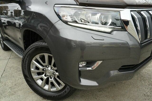 2018 Toyota Landcruiser Prado VX in Silver