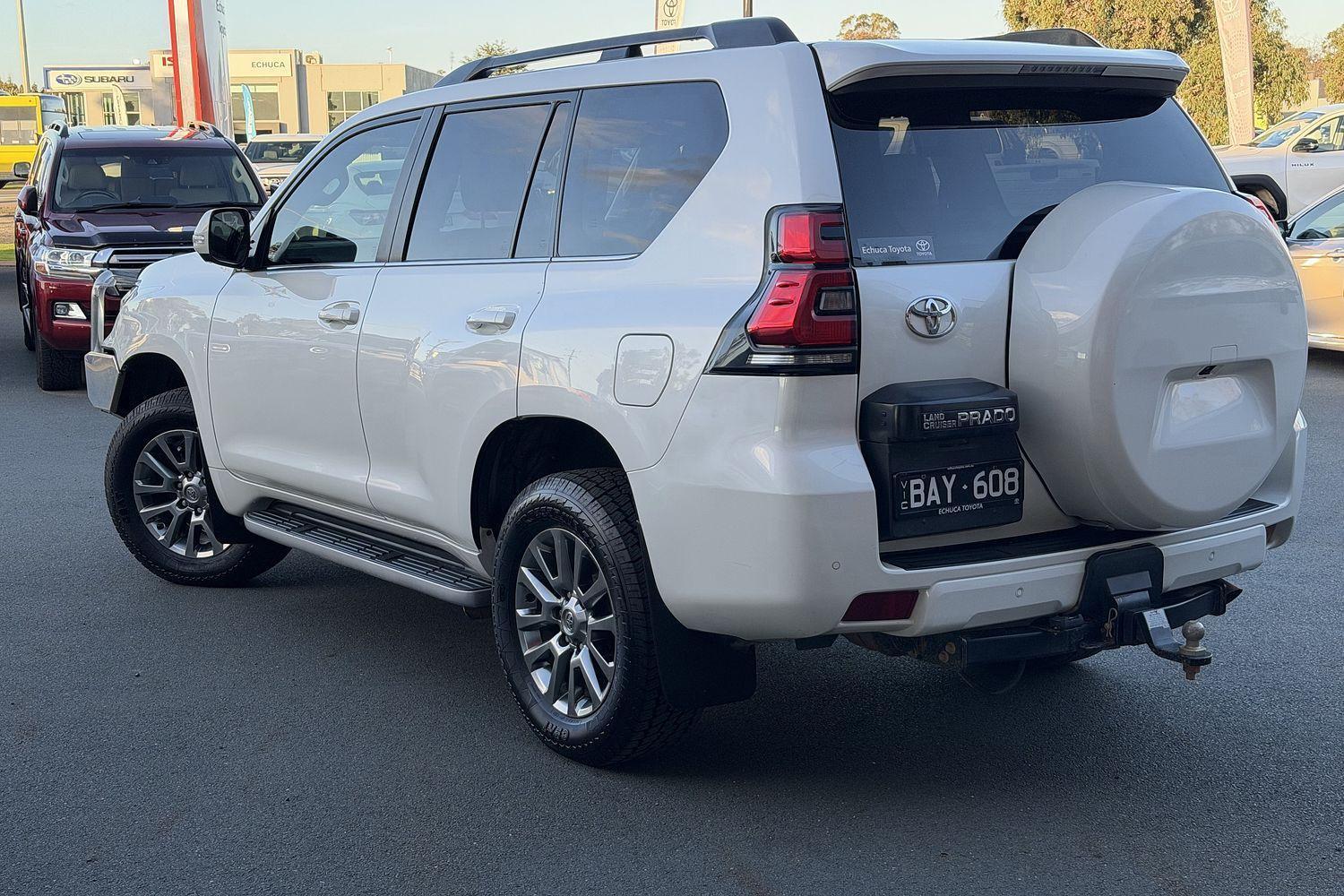 2019 Toyota Landcruiser Prado Kakadu in White
