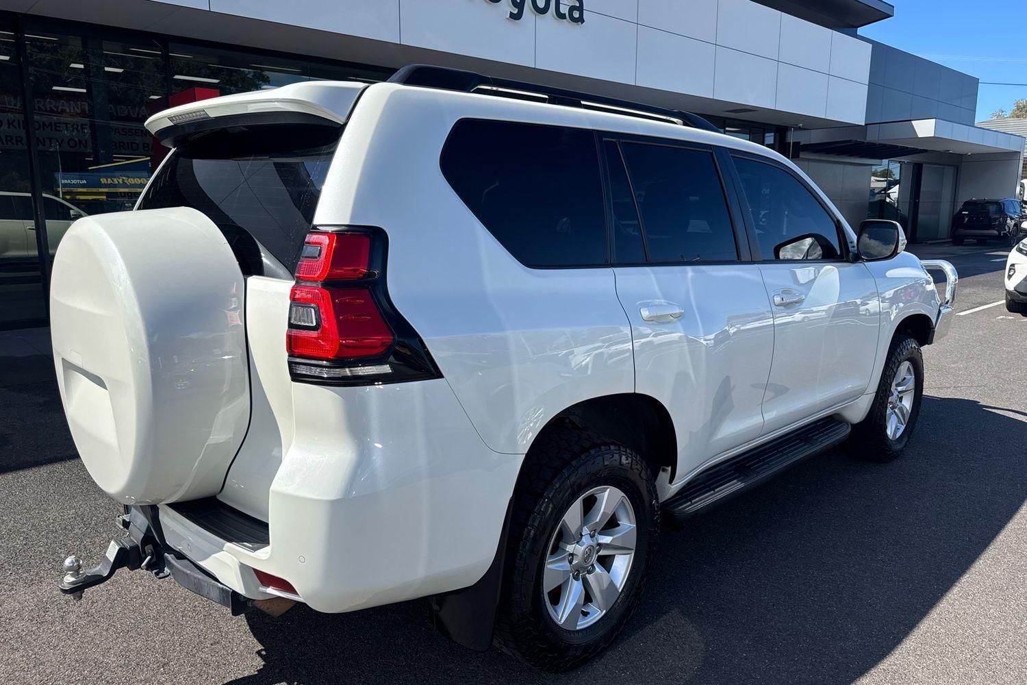 2019 Toyota Landcruiser Prado GXL in White