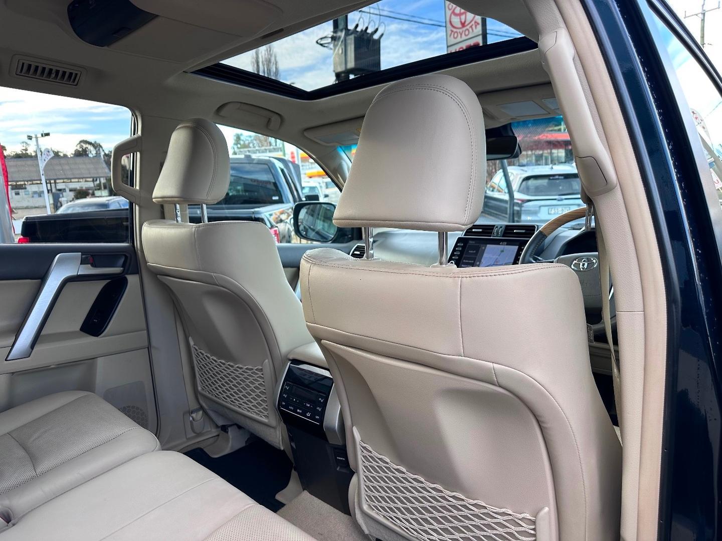 2021 Toyota Landcruiser Prado Kakadu in Black