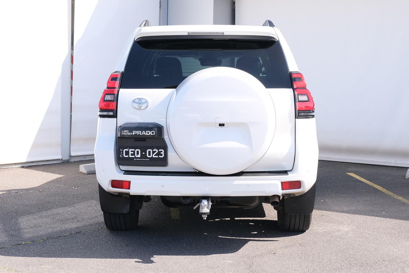 2022 Toyota Landcruiser Prado VX in White