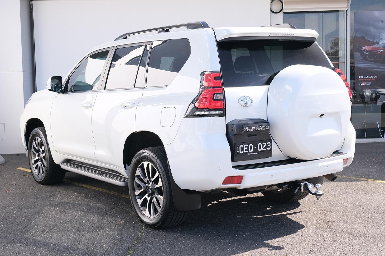 2022 Toyota Landcruiser Prado VX in White