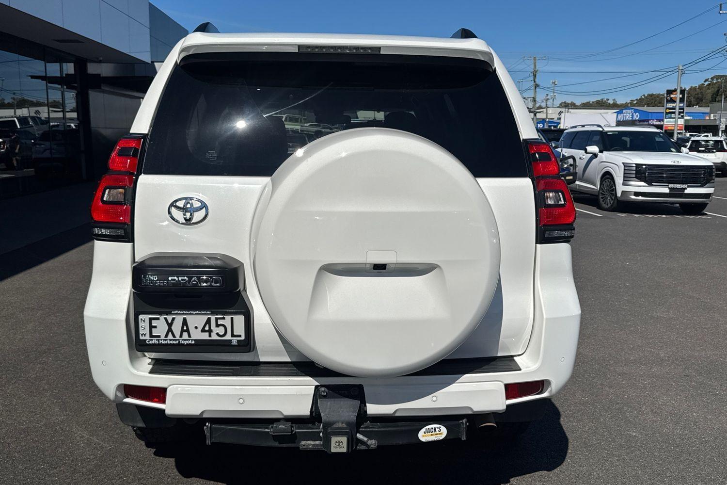 2022 Toyota Landcruiser Prado GXL in White
