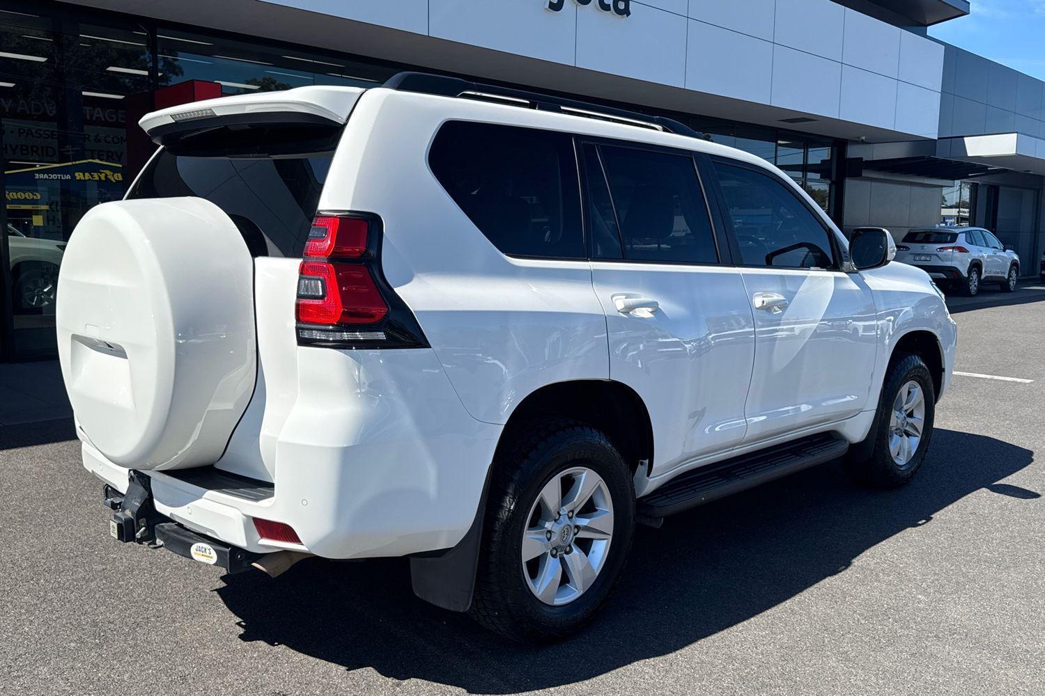 2022 Toyota Landcruiser Prado GXL in White