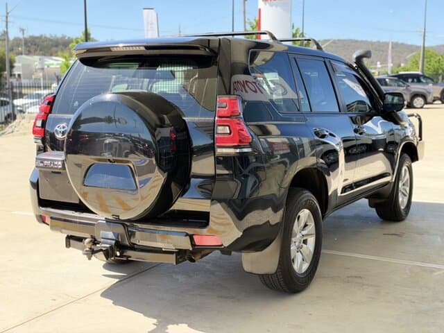 2023 Toyota Landcruiser Prado GX in Black