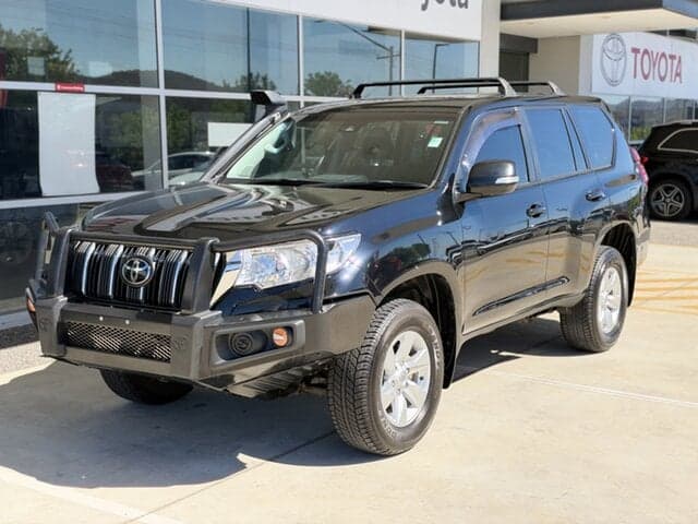 2023 Toyota Landcruiser Prado GX in Black