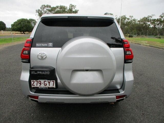 2023 Toyota Landcruiser Prado GXL in Silver
