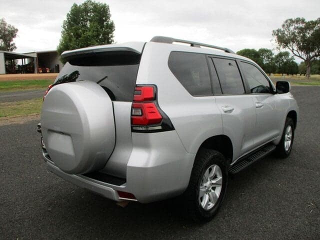 2023 Toyota Landcruiser Prado GXL in Silver