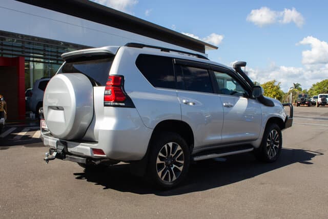 2023 Toyota Landcruiser Prado VX in Silver