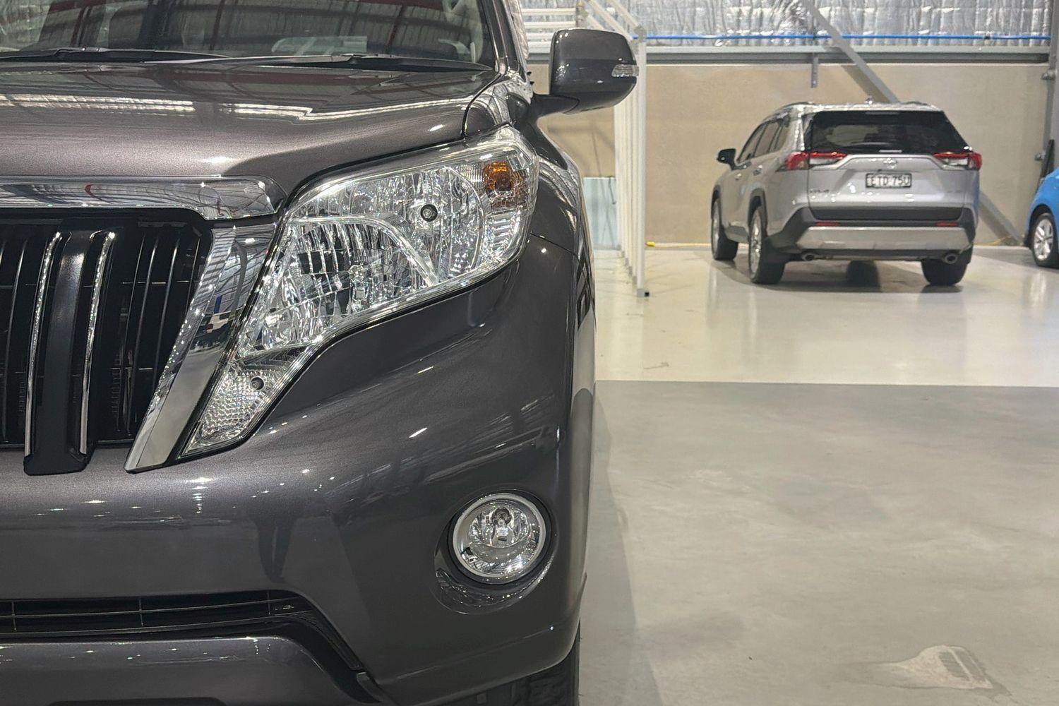 2017 Toyota Landcruiser Prado GXL in Silver