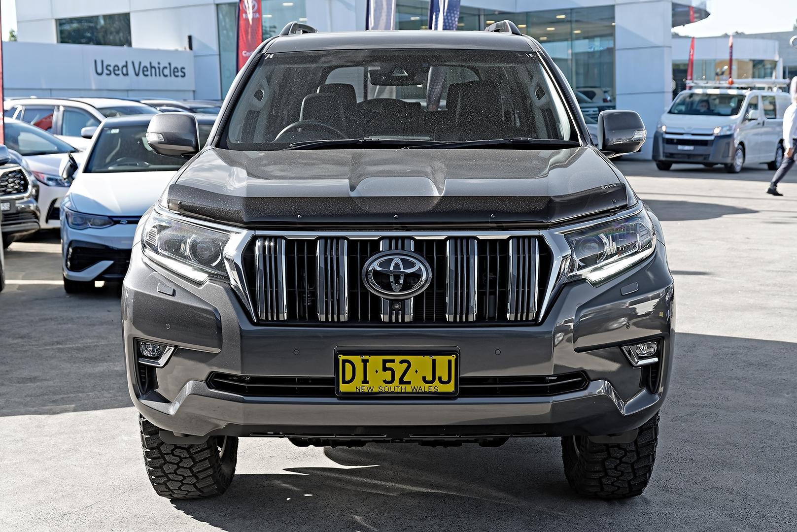 2019 Toyota Landcruiser Prado VX in Silver