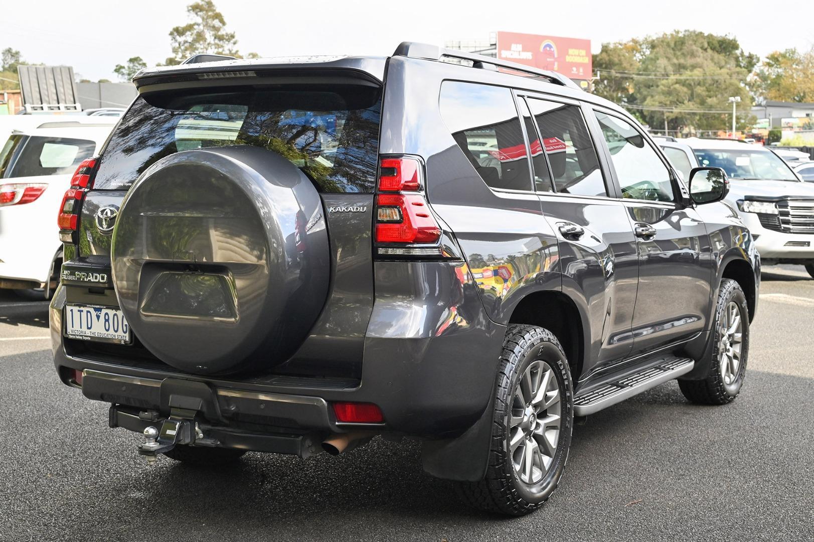 2020 Toyota Landcruiser Prado Kakadu in Silver