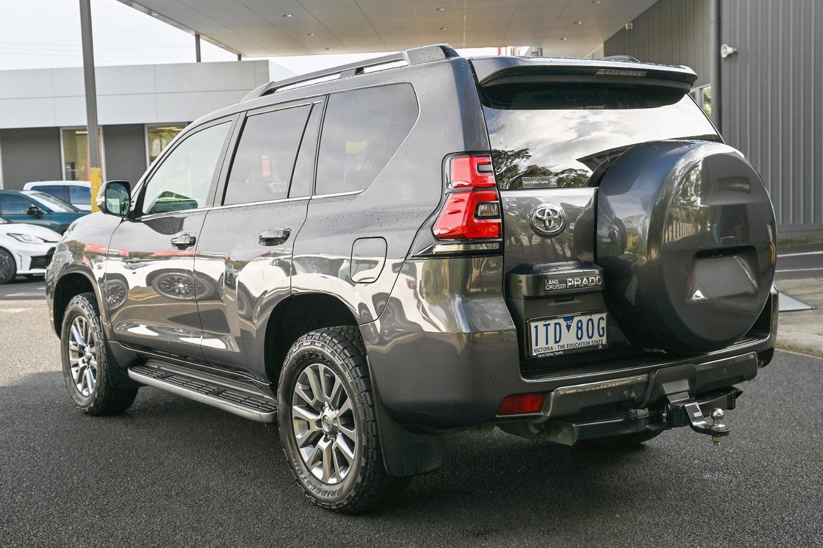 2020 Toyota Landcruiser Prado Kakadu in Silver