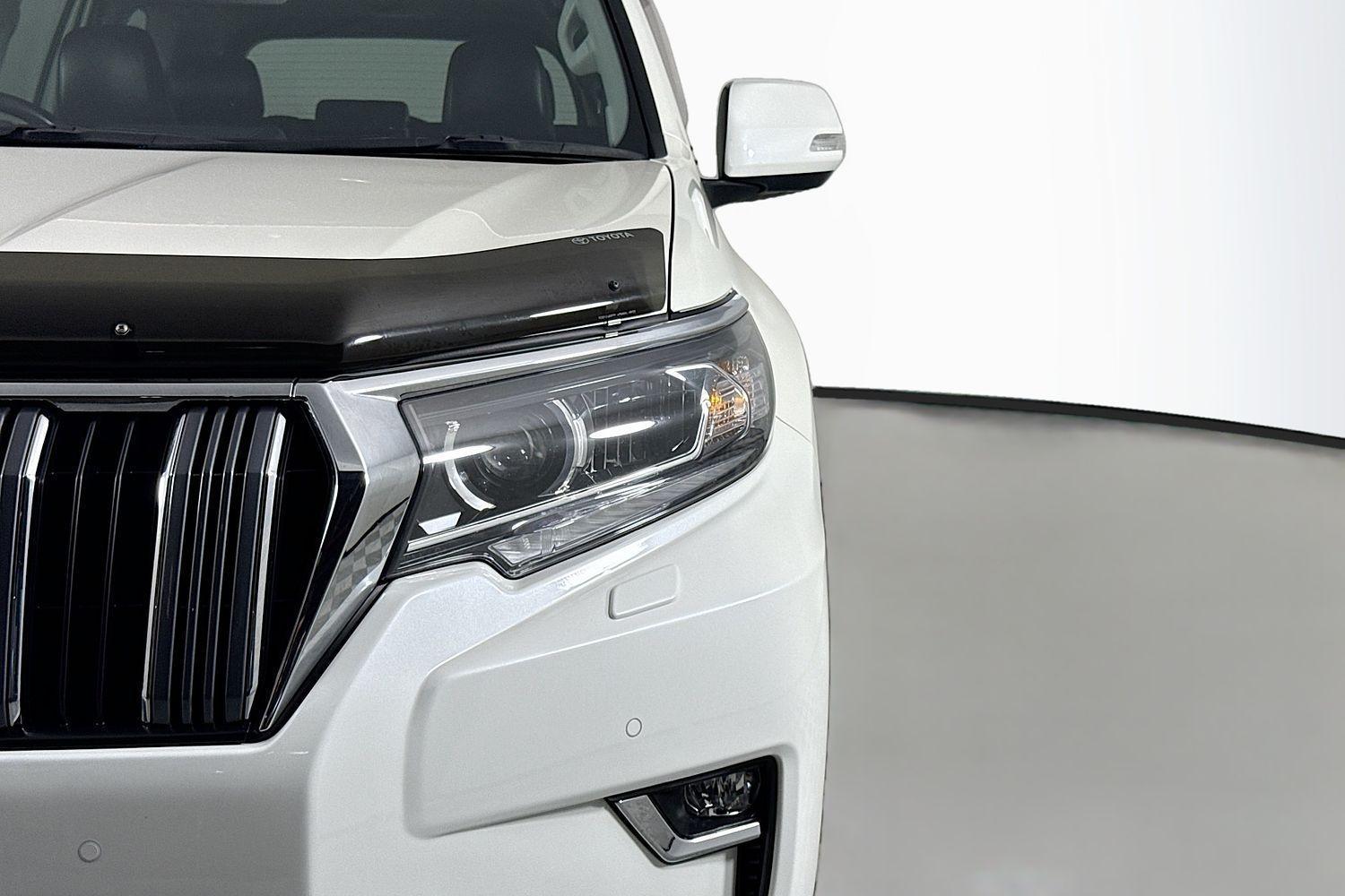 2022 Toyota Landcruiser Prado VX in White