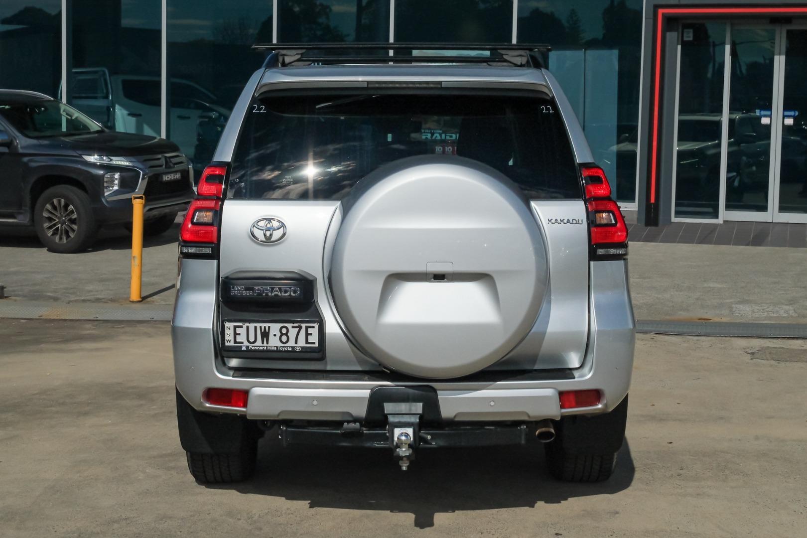 2022 Toyota Landcruiser Prado Kakadu in Silver
