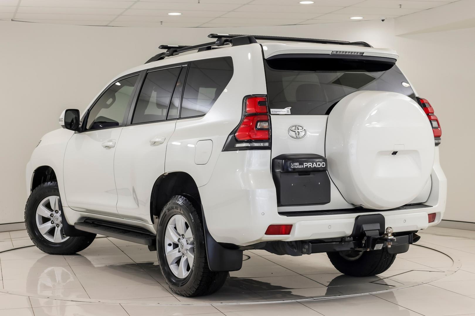 2022 Toyota Landcruiser Prado GXL in White