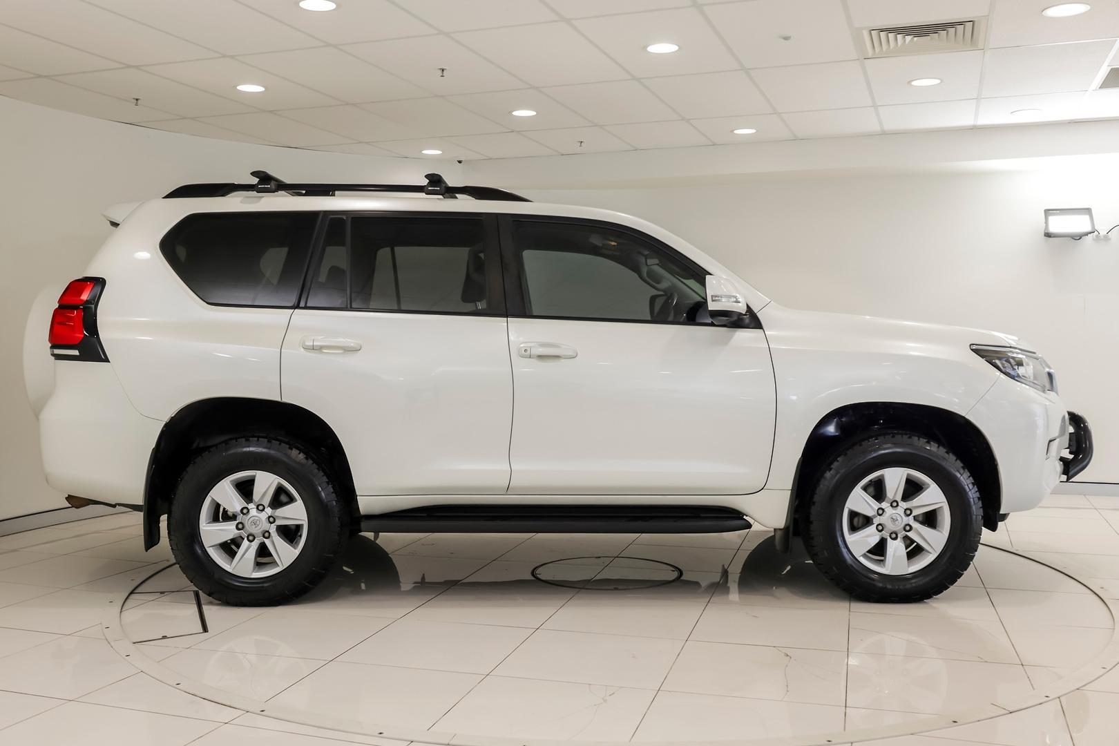 2022 Toyota Landcruiser Prado GXL in White