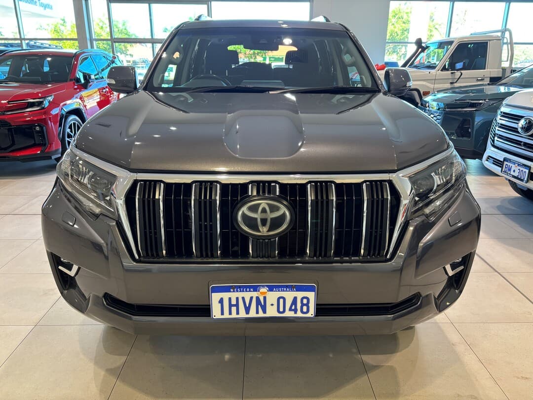 2023 Toyota Landcruiser Prado GXL in Silver
