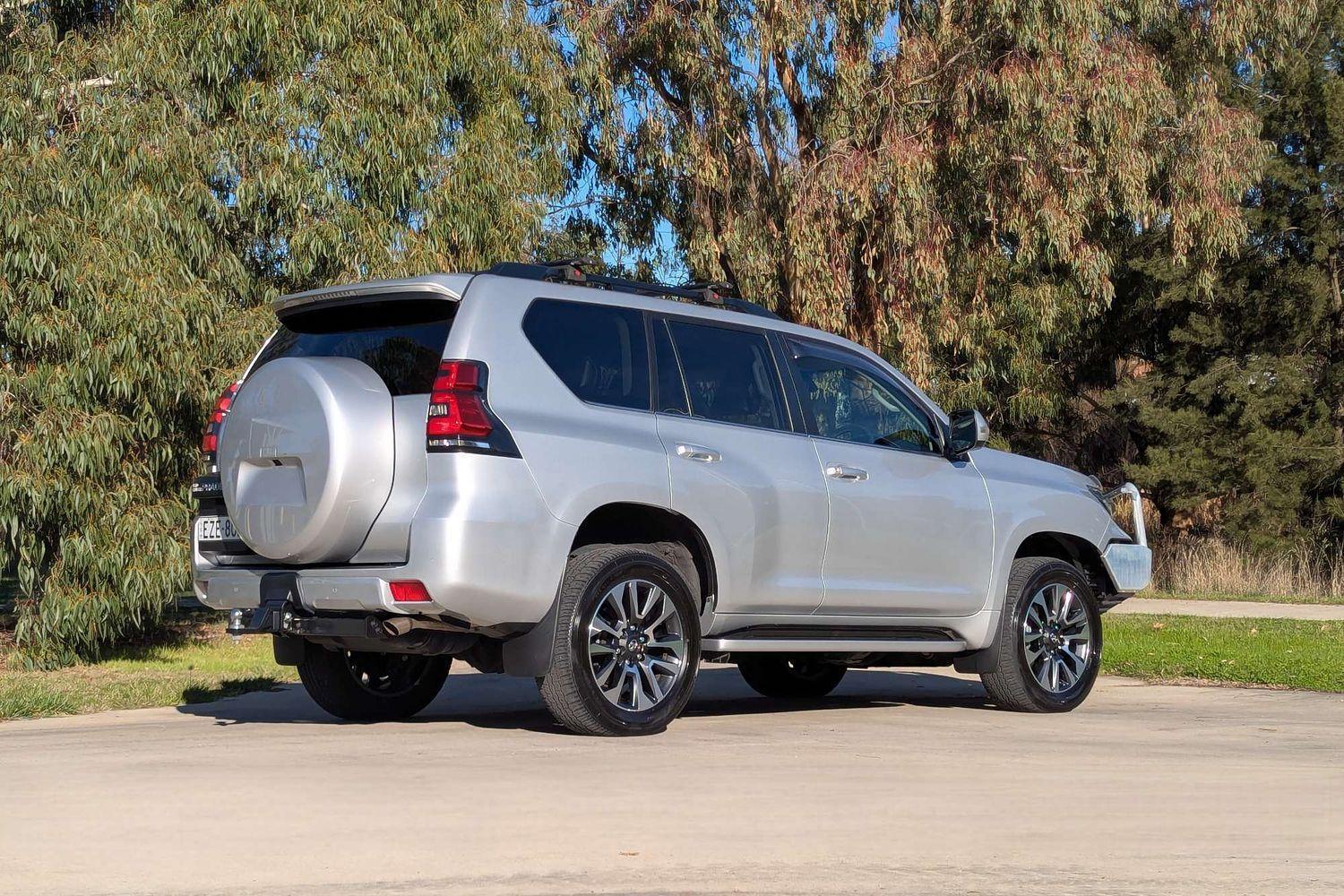 2023 Toyota Landcruiser Prado VX in Silver