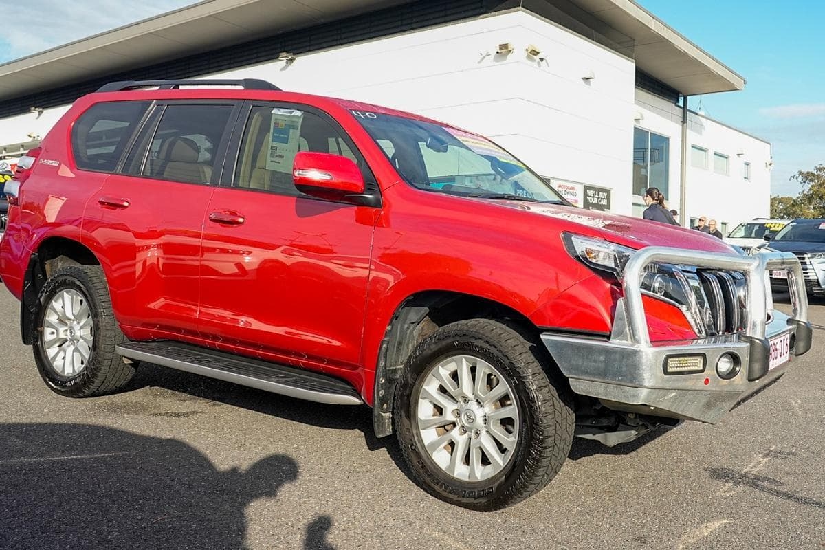 2015 Toyota Landcruiser Prado VX in Red