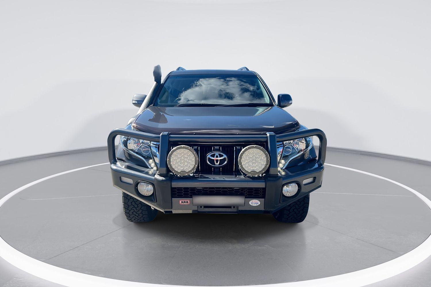 2017 Toyota Landcruiser Prado SE in Silver