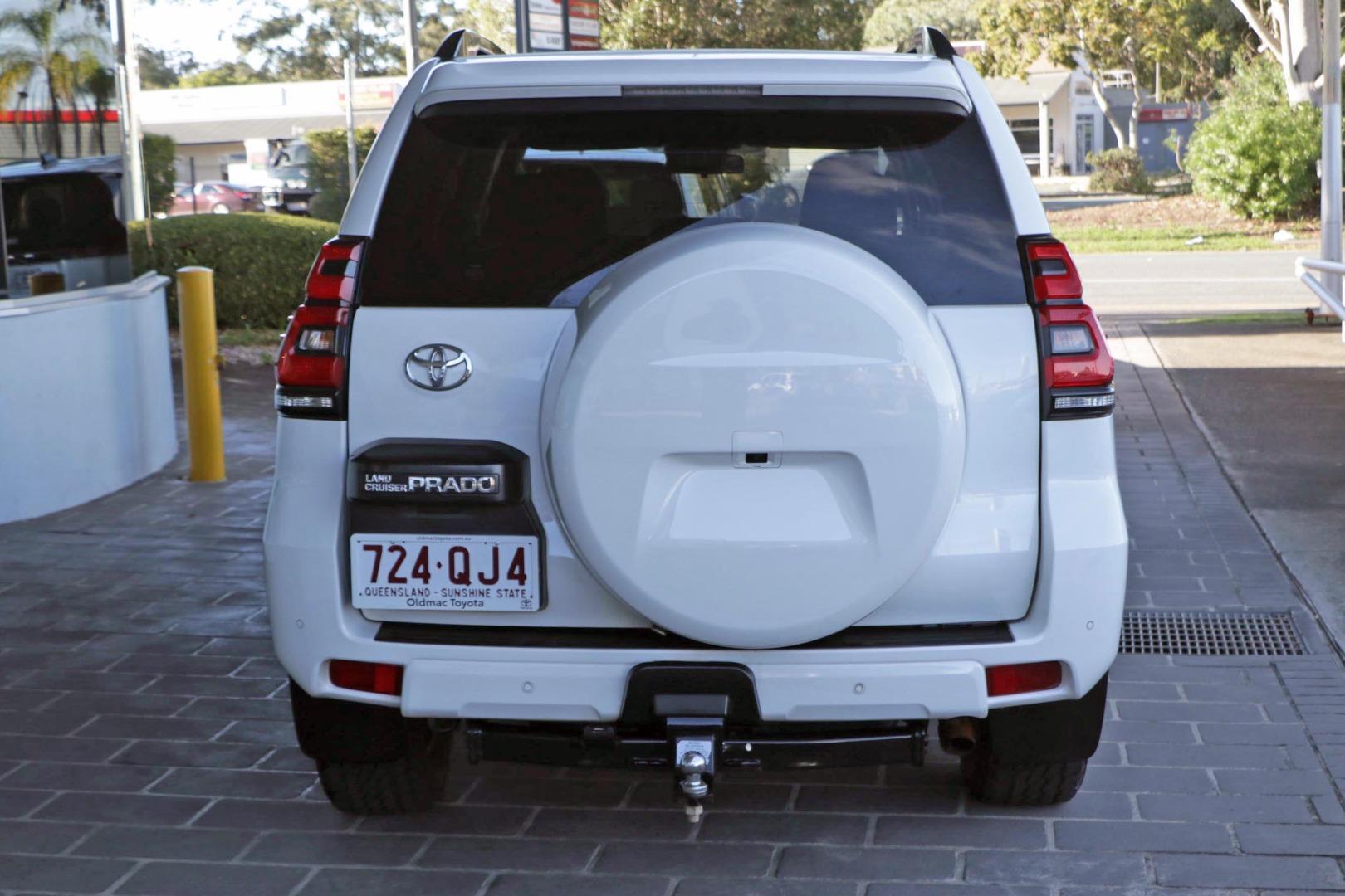 2022 Toyota Landcruiser Prado GXL in White
