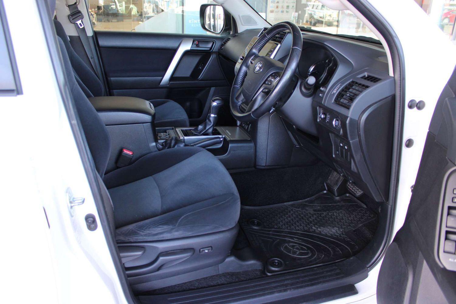 2022 Toyota Landcruiser Prado GXL in White