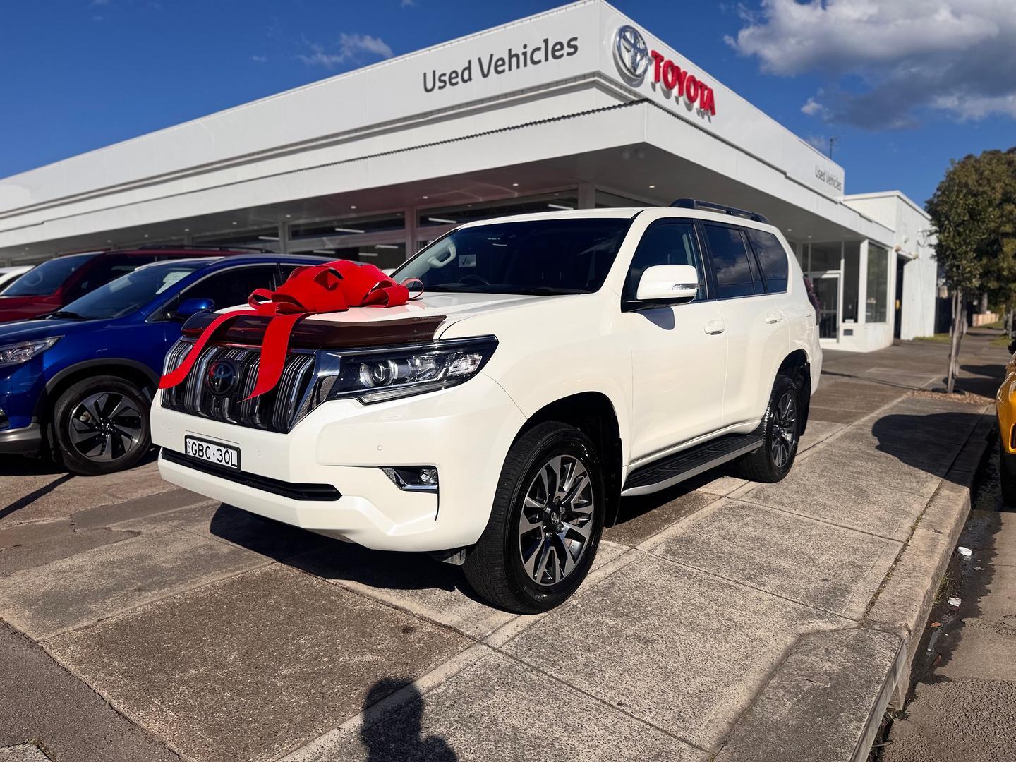 2023 Toyota Landcruiser Prado VX in White