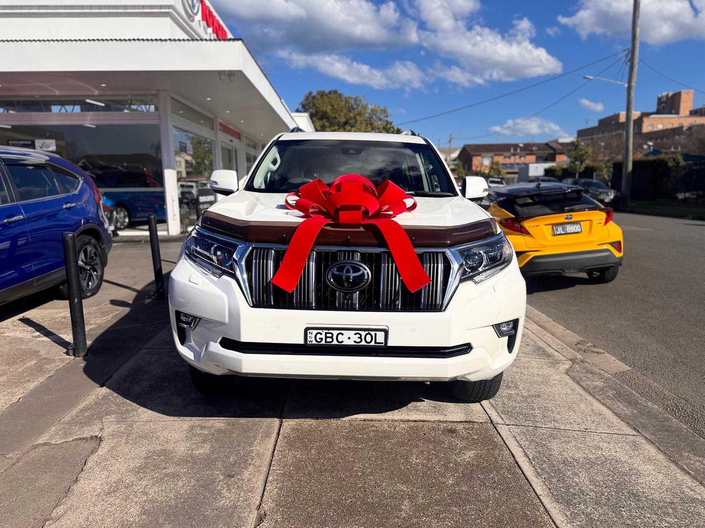 2023 Toyota Landcruiser Prado VX in White