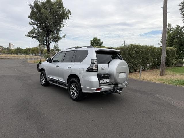 2020 Toyota Landcruiser Prado Kakadu in Silver