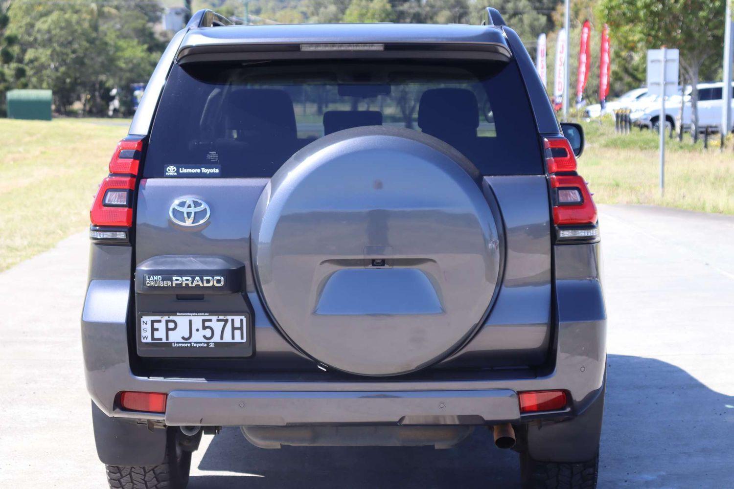 2021 Toyota Landcruiser Prado GXL in Silver
