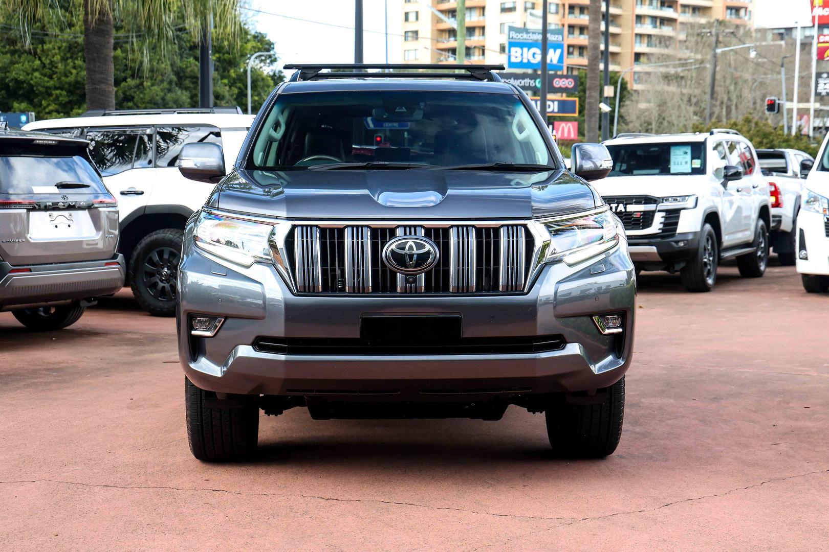 2021 Toyota Landcruiser Prado Kakadu in Silver
