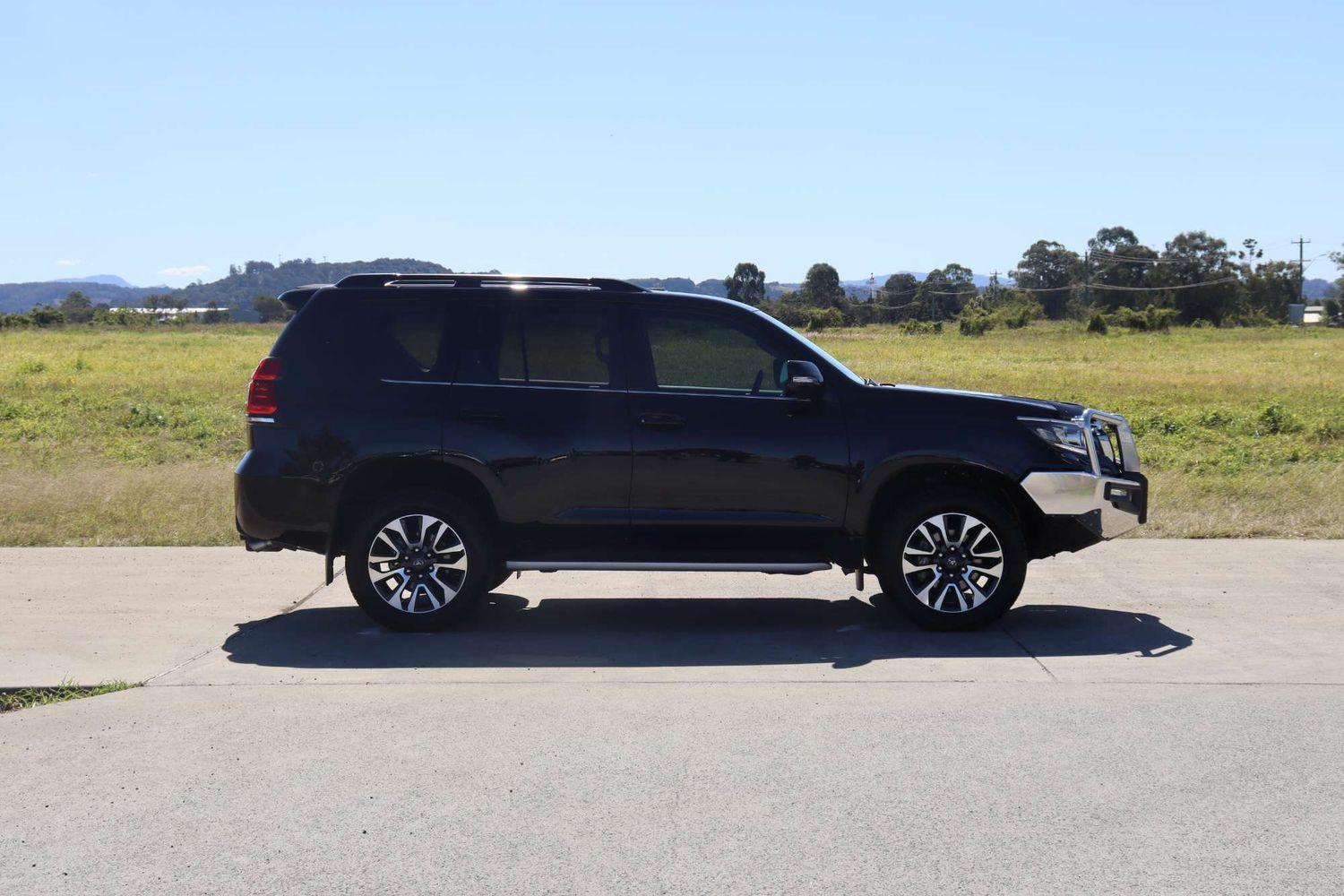 2021 Toyota Landcruiser Prado VX in Black