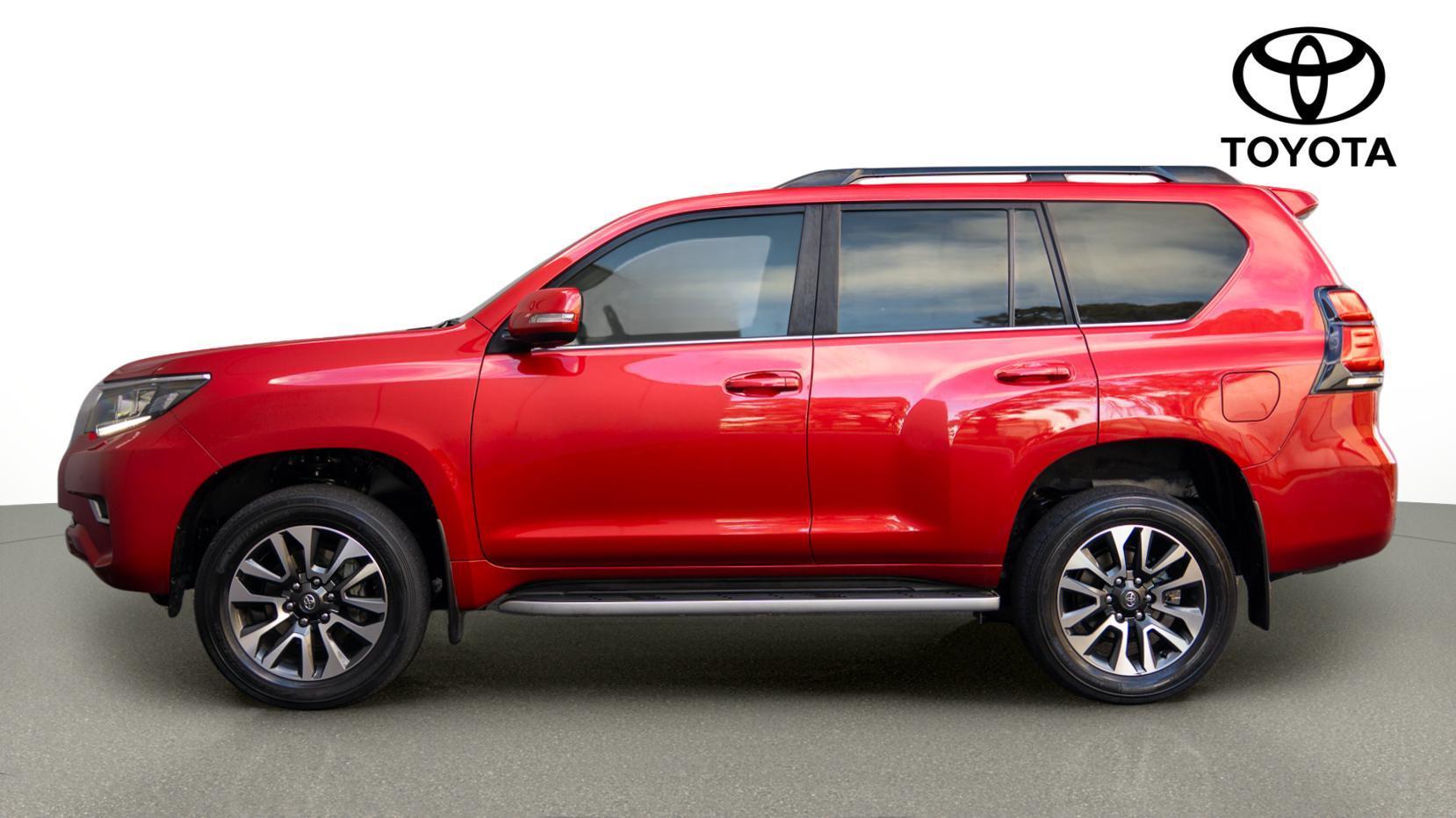 2021 Toyota Landcruiser Prado VX in Red
