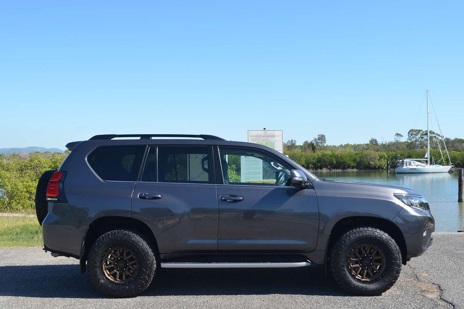 2023 Toyota Landcruiser Prado VX in Silver