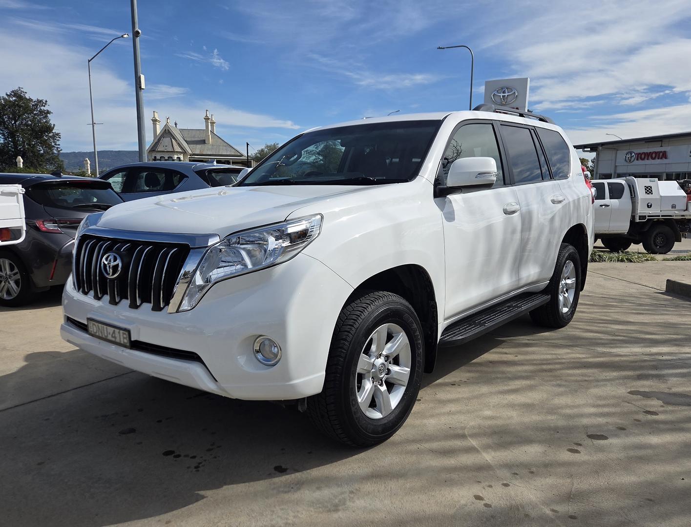 2017 Toyota Landcruiser Prado GXL in White
