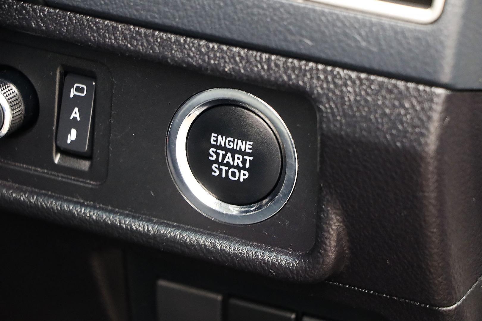 2020 Toyota Landcruiser Prado VX in White