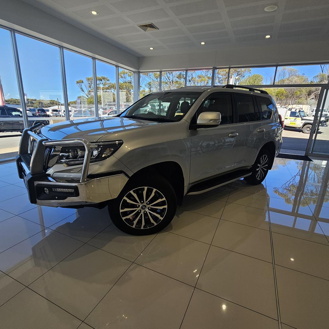 2021 Toyota Landcruiser Prado Kakadu in Silver