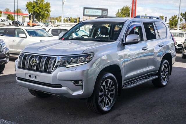 2021 Toyota Landcruiser Prado VX in Silver