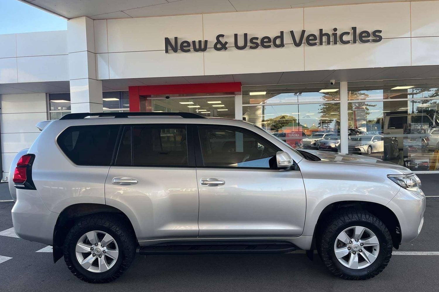 2021 Toyota Landcruiser Prado GXL in Silver