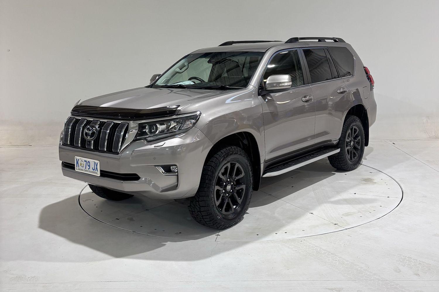 2022 Toyota Landcruiser Prado VX in Bronze