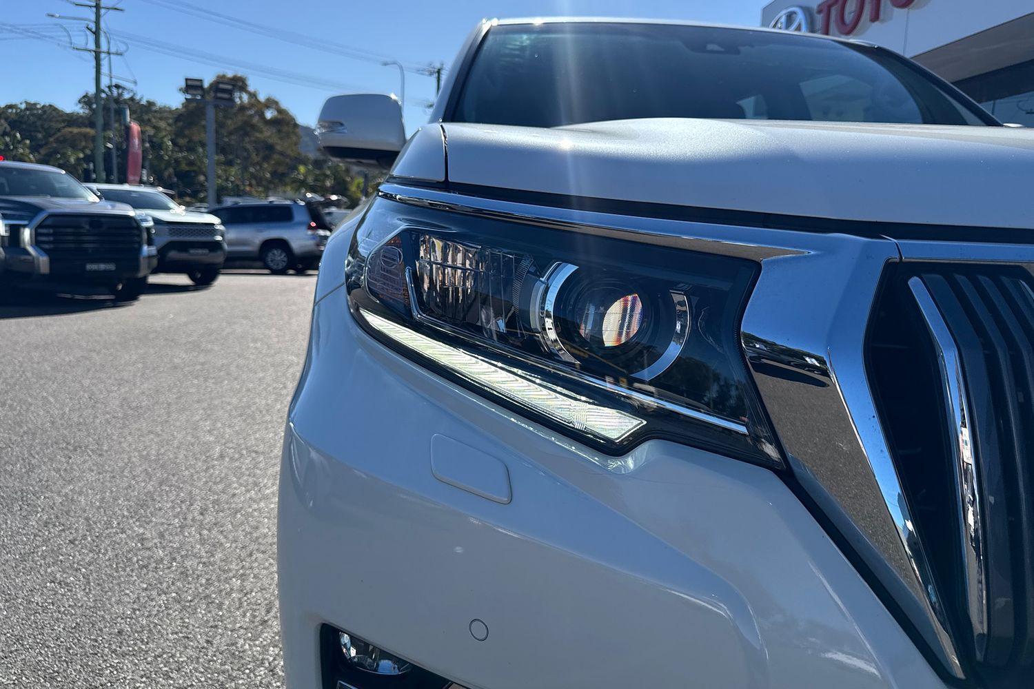 2022 Toyota Landcruiser Prado VX in White