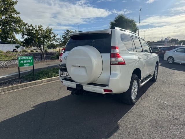 2016 Toyota Landcruiser Prado VX in White