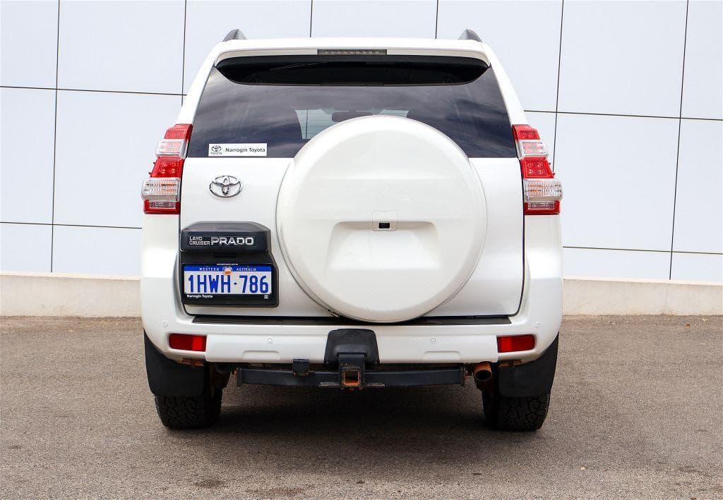 2017 Toyota Landcruiser Prado GXL in White