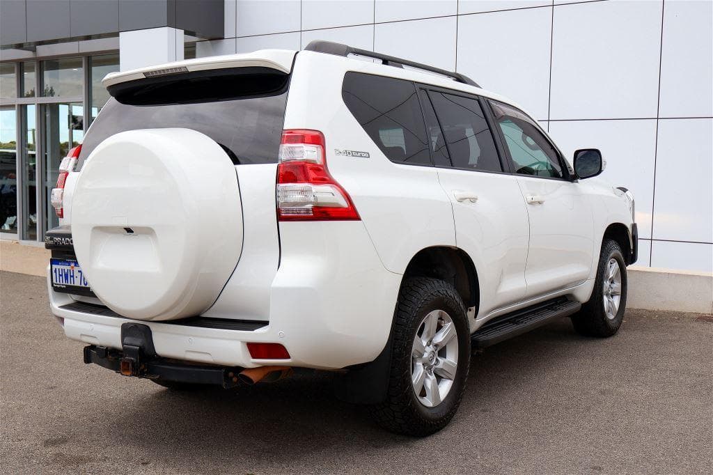 2017 Toyota Landcruiser Prado GXL in White